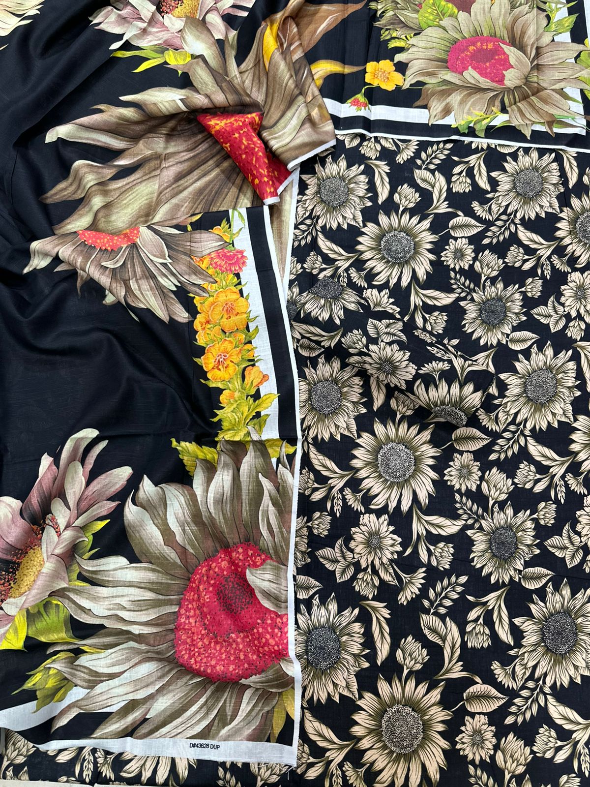 3Pc Khaddar Allover Unstitched Suit