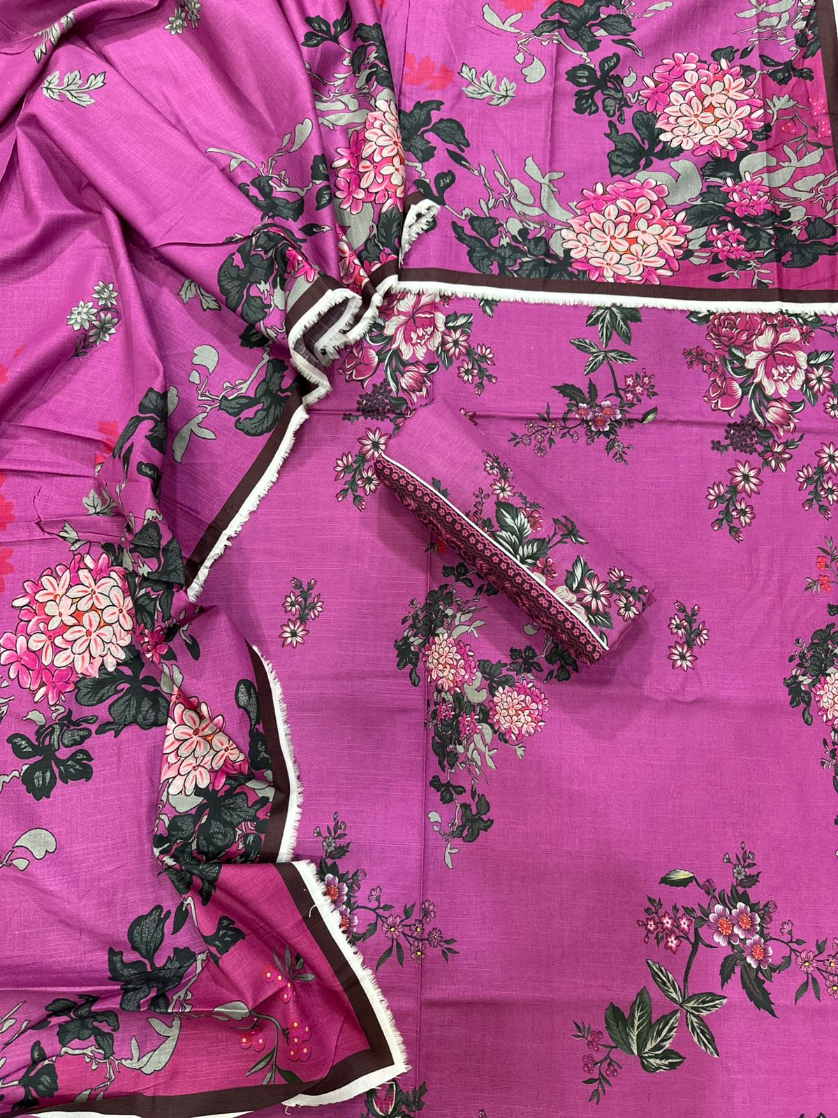 3Pc Khaddar Allover Unstitched Suit