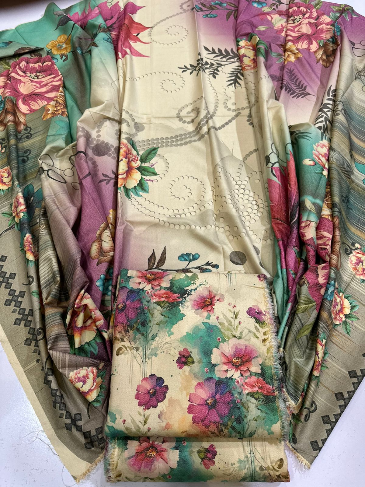 3Pc Dhanak Allover Unstitched Suit