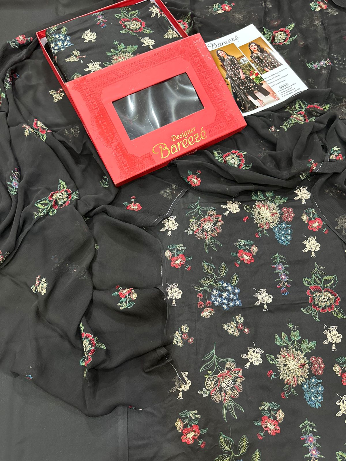 3Pc Bareeza Karandi Embroidered Unstitched Suit