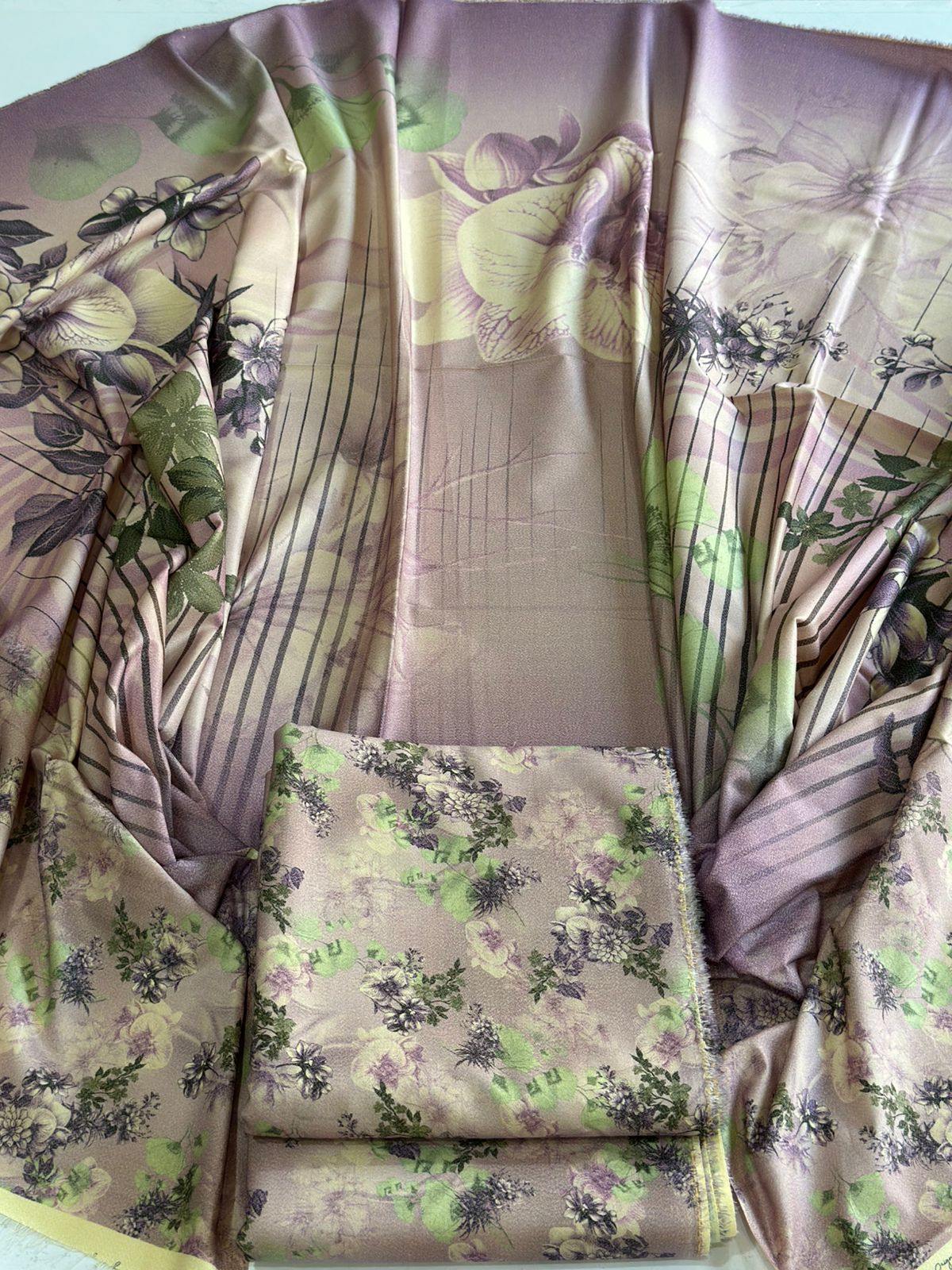 3Pc Dhanak Allover Unstitched Suit